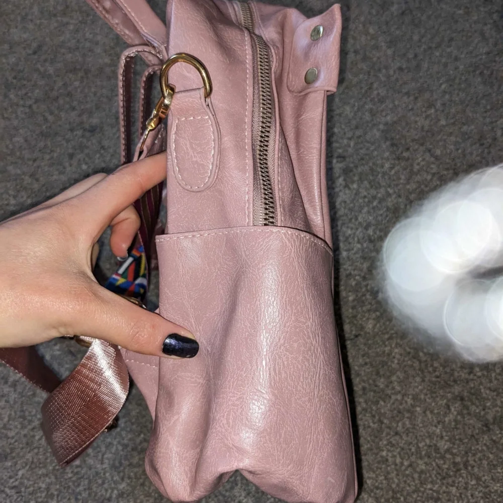 Pink + Rose Gold Faux Leather Adjustable Bag‼️ - Picture 3 of 6